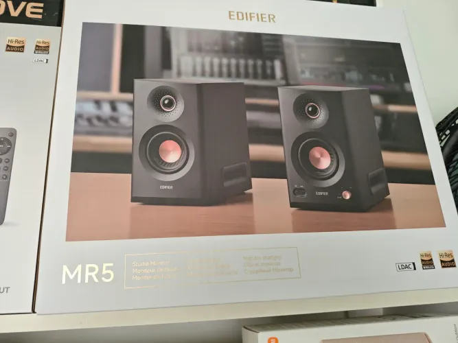 Monitores de Referência Edifier MR5 110W Preto