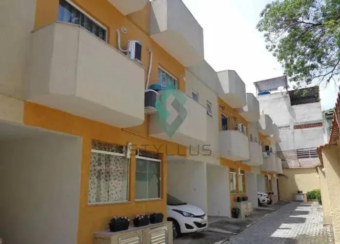 Condominio em Rua Antônio de Pádua - 95m² (Ref: C7951)