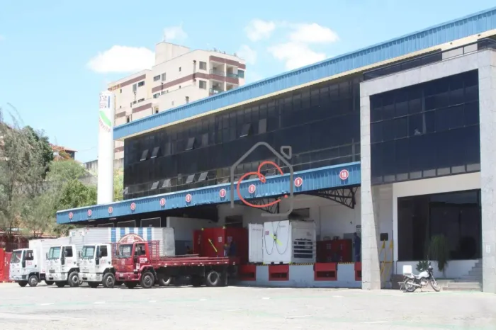Galpão à venda, 3531 m² por R$ 45.900.000,00 - Granja dos Cavaleiros - Macaé/RJ