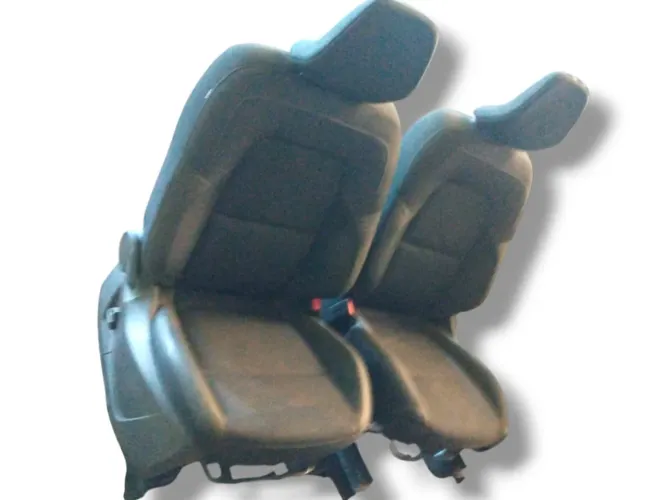 Par De Banco Dianteiro Renault Kangoo 2024 2025 55rde4104
