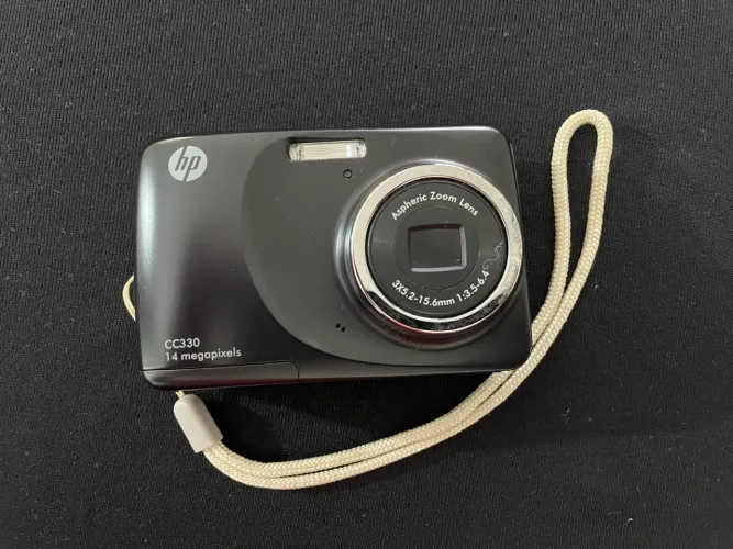 Câmera Digital hp CC330