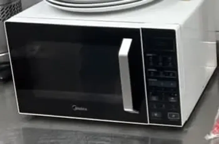 VENDO MICRO-ONDAS MIDEA, 35L