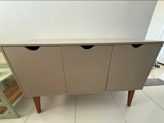 Mesa Buffet Tok&Stock