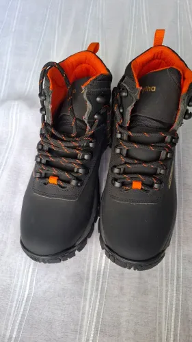 Bota Trylha impermeável 37 novo