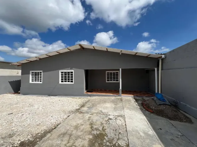 Excelente casa com terreno 13,5x28,25 - 371,25m² de área total, localizada no Bairro Osasc