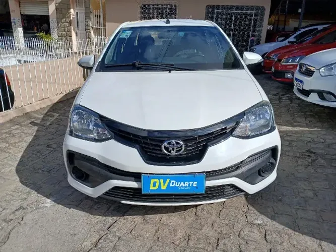 Toyota Etios X Plus Sedan 1.5 Flex 16V 4P Aut. 2021