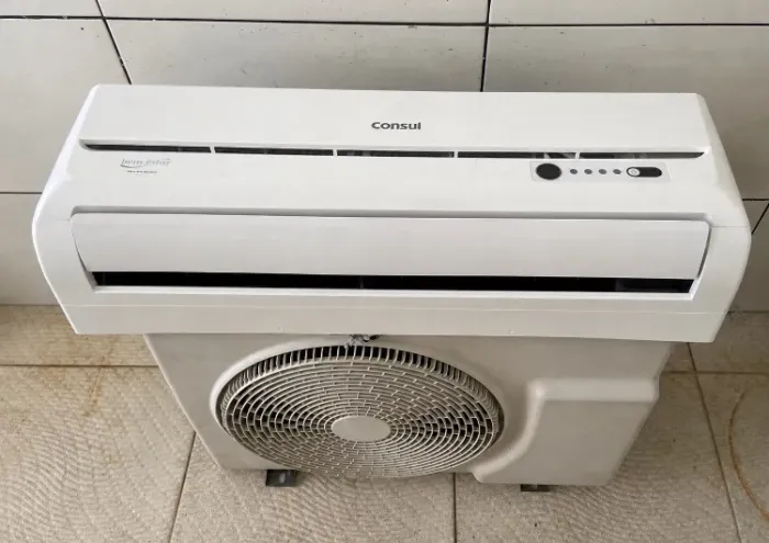 Split Consul 9000 btus toda revisada