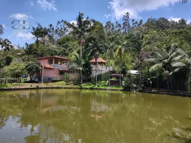 Sítio para Venda em Araçariguama, RIO ACIMA, 4 dormitórios, 3 suítes, 4 banheiros, 11 vaga
