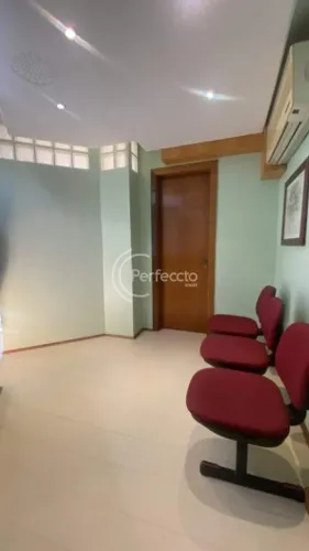 Salas Comerciais - São Pelegrino