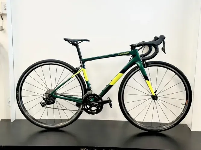 Bicicleta Speed Cannondale SuperSix Evo