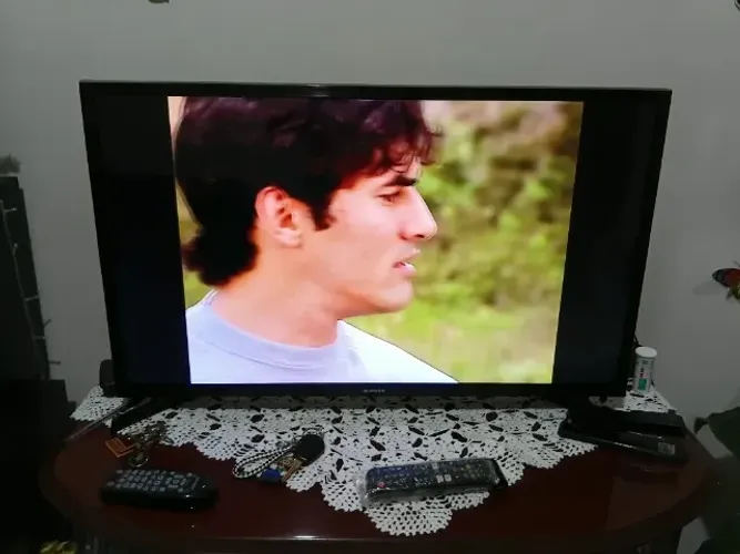 TV esmart 32 p na garantia