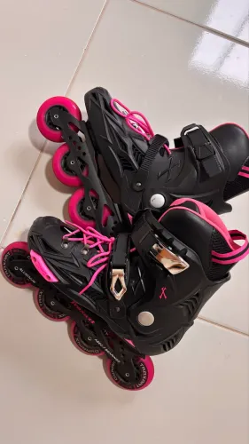 Patins traxart Dynamix Freestyle preto com rosa , numeração 38.