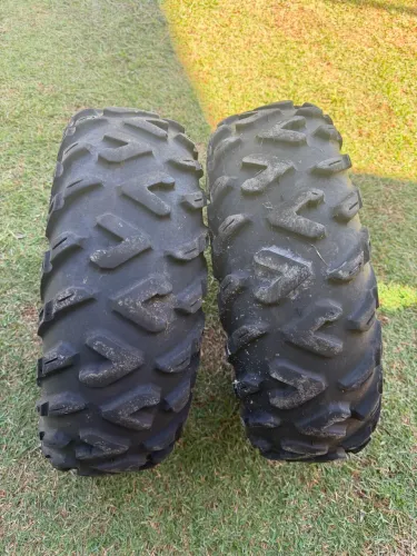 Vendo par pneu 14 quadriciclo