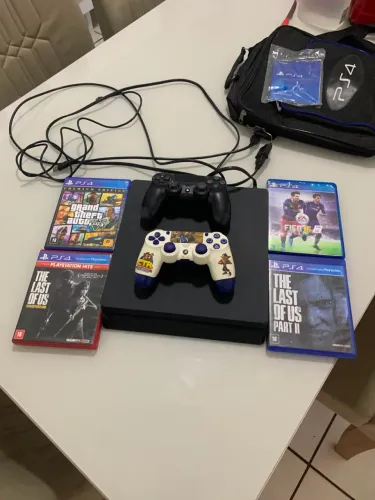 PS4 SLIM 1TB