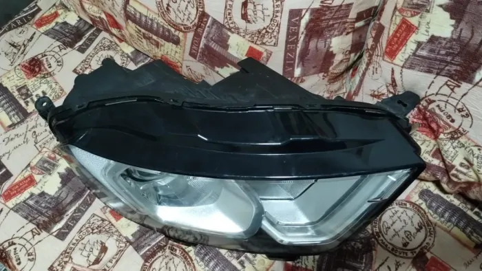 Farol direito original Ford Ecosport 18/21 c/projetor e led