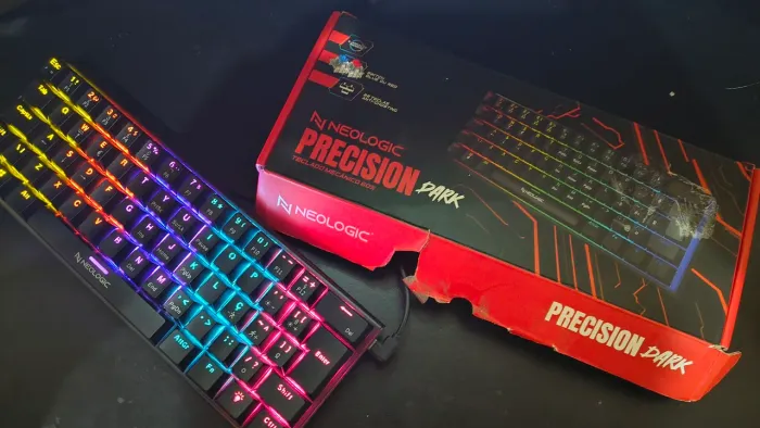 Teclado Mecânico Neologic Precision Dark Red Switch