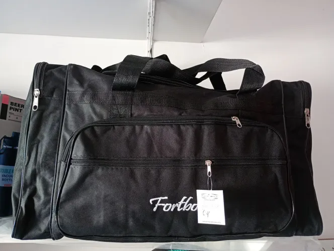 Bolsa de viagem tamanho GG frete grátis e parcelamos em até 2x sem juros no cartão 110,99