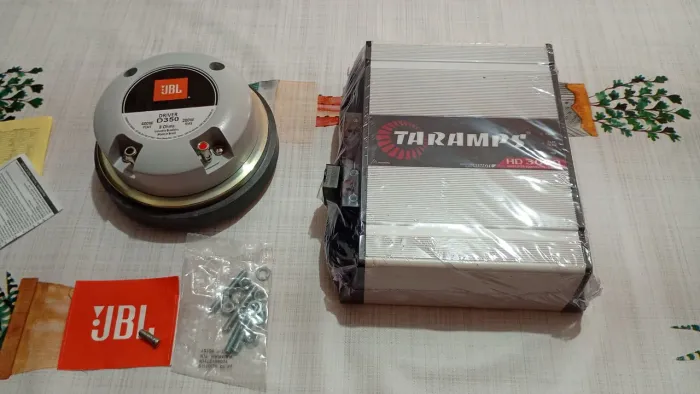 Módulo Potencia Som Automotivo Taramps Hd 3000 0,2 Ohms 3000 . Mais um drive D350