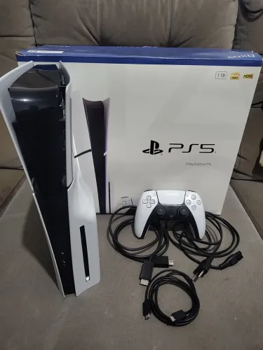 PS5 SLIM C LEITOR DE DISCO COMPLETO IMPECÁVEL C 01 JOGO NOTA FISCAL E GARANTIA ATÉ FEV27