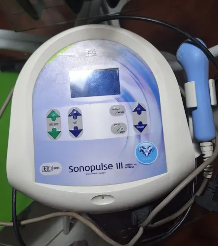 Ultrassom 1 e 3 MHz - Fisioterapia e Estética - Estado de Novo