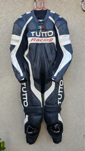 Macacão Racing Tutto