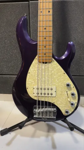 Baixo Music Man StingRay 5