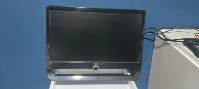 Monitor AOC