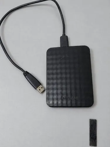 HD Externo Portátil 1 Tera - Samsung M3