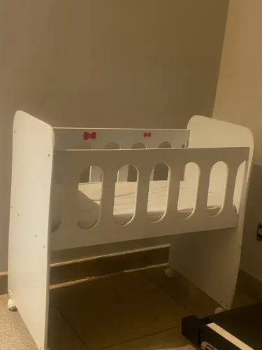 VENDO MINI BERÇO - SEM O COLCHÃO