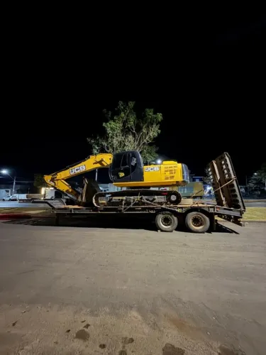 Escavadeira JCB JS 220