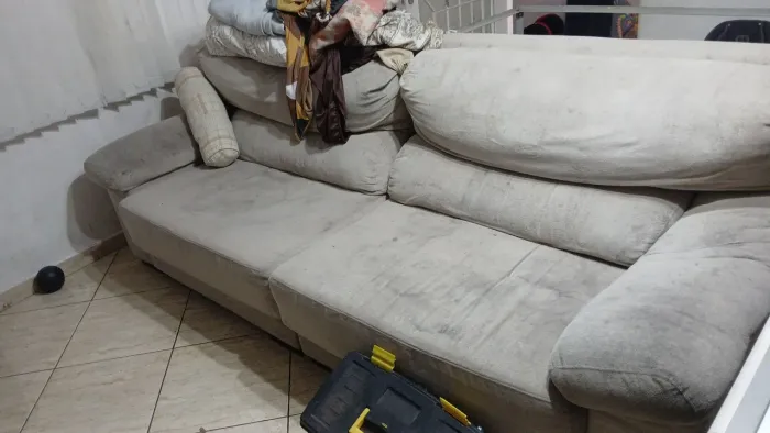 Sofa 3 a 4 lugares retrátil 2.5 metros