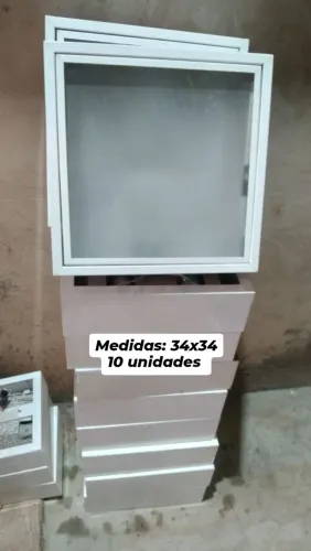 LOTE COM 29 LUMINÁRIAS