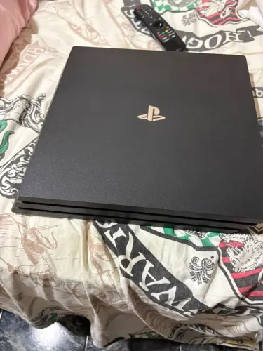 ps4 pro lindo e intacto