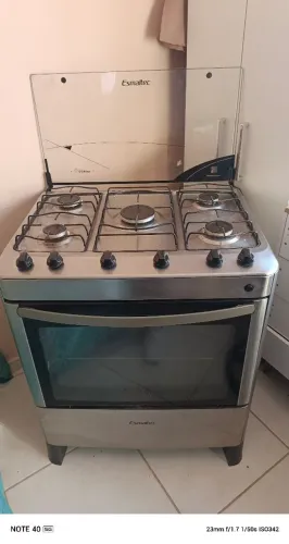Vende se un fogao de 5 bocas