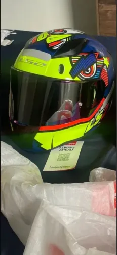 Capacete ls2 modelo novo nunca usado