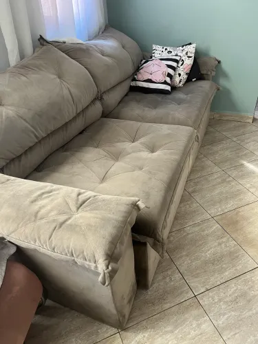 Sofá três lugares retrátil