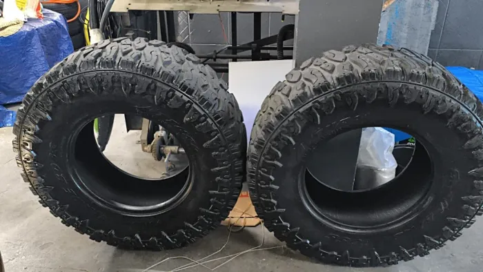 Pneu Atturo 37x13.50R18 LT caminhonete
