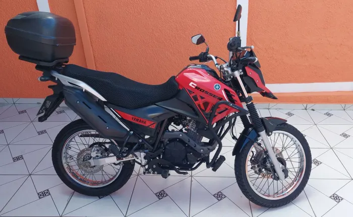 Vende uma moto Crosser da Yamaha 