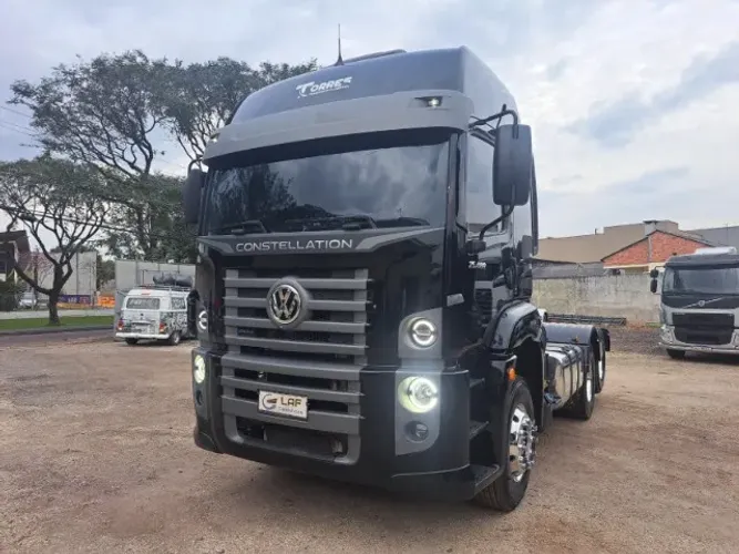 Vw 25.480 constellation 6x2 automático