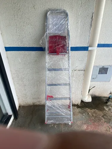 Escada alumínio 5 degraus