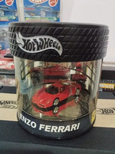 OILCAN Enzo Ferrari Raro 400 no mundo