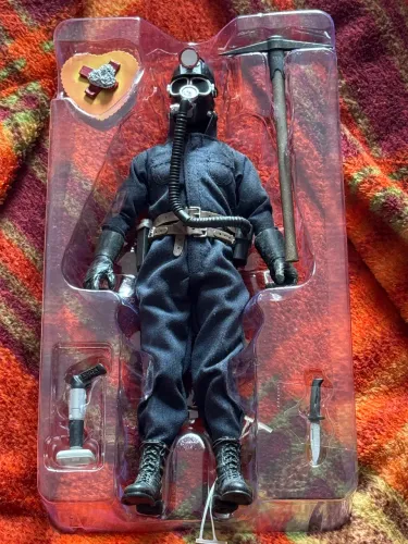 Neca harry warden my bloody valentine