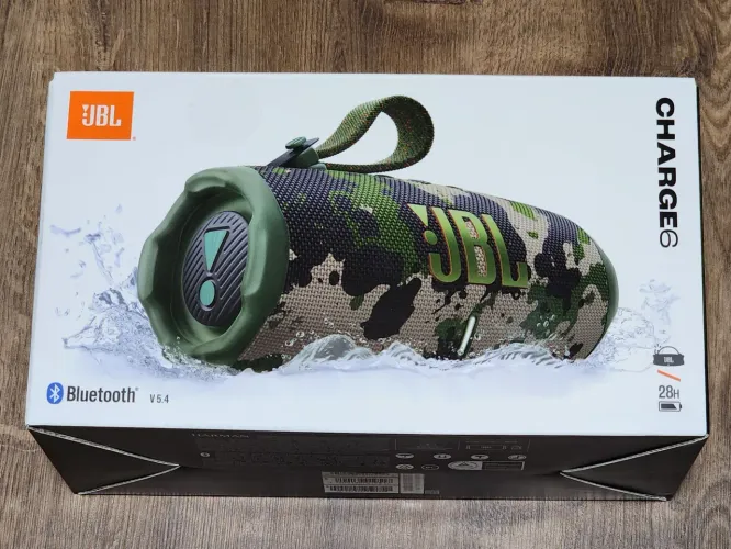 JBL Charge 6 - Caixa de Som Bluetooth Portátil