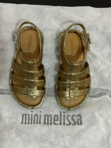 Mini Melissa