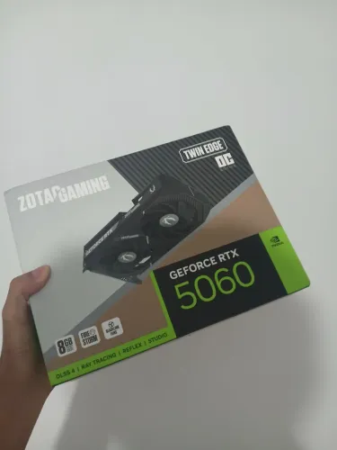 LACRADA Placa de Vídeo RTX 5060 8GB Zotac Gaming Twin Edge OC