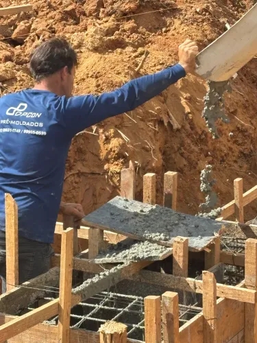 Soldador estrutura metálica e formas