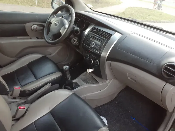 Nissan Livina S 1.6 16V Flex Fuel Mec. 2010