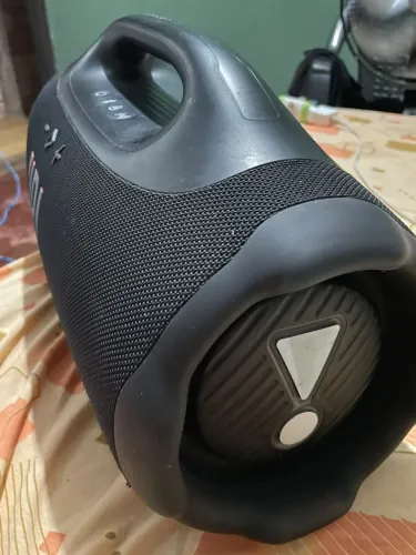 Caixa de som Bombox JBL 4