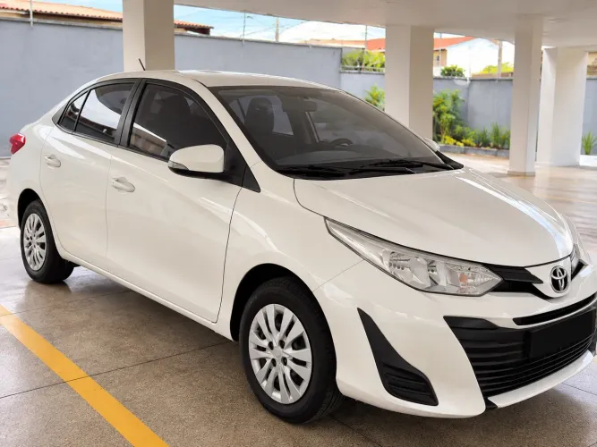 Toyota Yaris XL Live Sedan 1.5 Flex 16V 4P AUT 2020