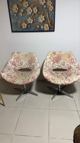 POLTRONAS GIRATÓRIAS (2und)